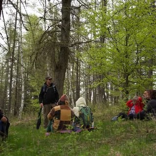 A Stroppo il primo appuntamento con il Laboratorio di terapia forestale