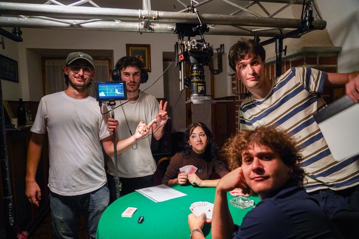 Da sx: Enrico Ricci e Alberto Boaglio (regia e riprese), Debora Dalia e Pedro Carpani (attori) e Stefano Senestro (vfx artist) Da sx: Enrico Ricci e Alberto Boaglio (regia e riprese), Debora Dalia e Pedro Carpani (attori) e Stefano Senestro (vfx artist)