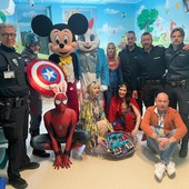 Pasqua in Pediatria al Santa Croce: uova di cioccolato e supereroi per i piccoli pazienti