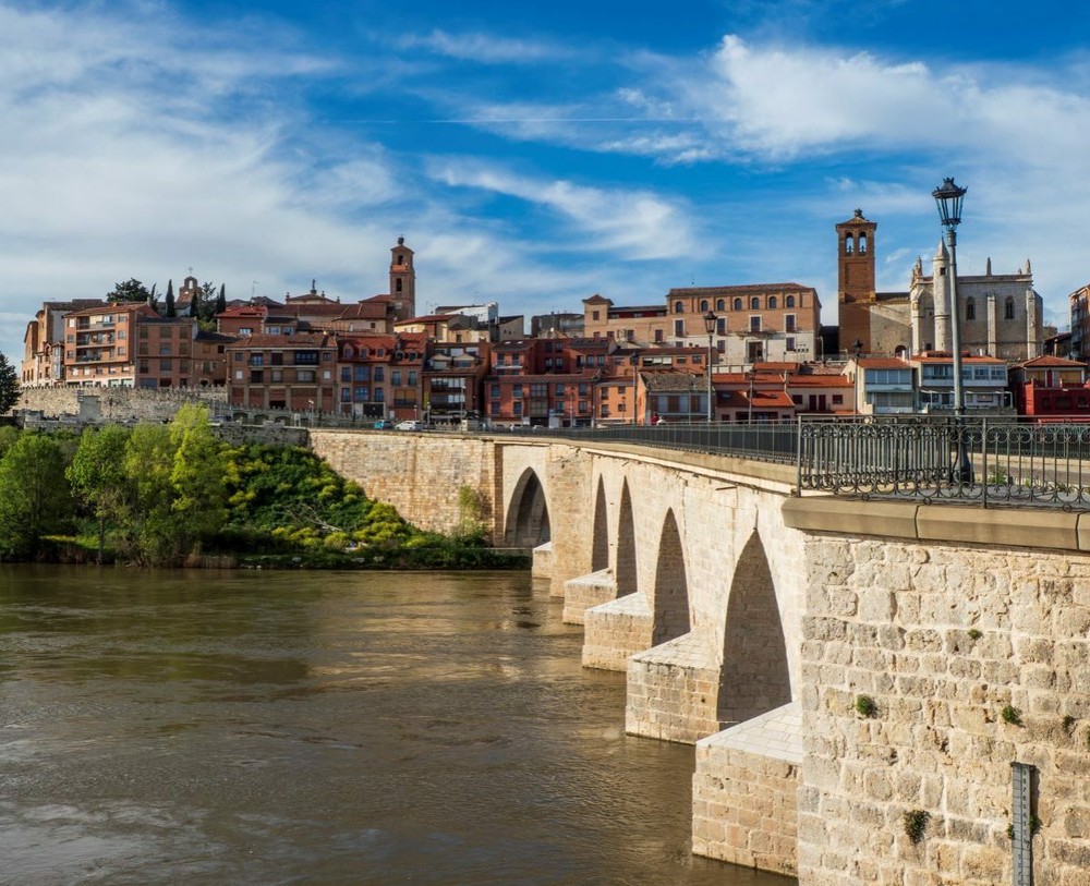 Cherasco si apre alla Spagna: via libera al legame d’eccellenza con Tordesillas