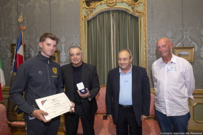 TIRO CON L'ARCO / A Palazzo Lascaris il fossanese Michea Godano, neo campione europeso