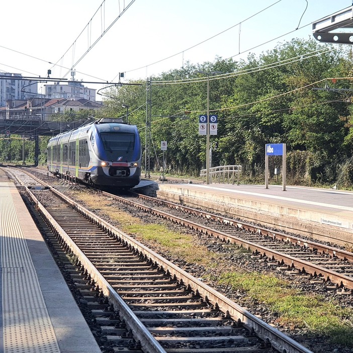 Collegamenti ferroviari ad Alba: "Serve più attenzione ai treni verso Asti" Collegamenti ferroviari ad Alba: "Serve più attenzione ai treni verso Asti"