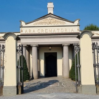 Il Tempio Crematorio nel cimitero urbano di Bra Il Tempio Crematorio nel cimitero urbano di Bra