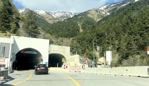 Tenda, Bevilacqua: "Bene il passo indietro di Rixi sul tunnel unico. Ora apertura fino alle 23 per salvare l’estate"