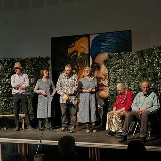 Ad Alba teatro e solidarietà al Sociale: la compagnia di Sinio porta in scena “N’euv ‘d doi ross” per sostenere Casa Lasso Ad Alba teatro e solidarietà al Sociale: la compagnia di Sinio porta in scena “N’euv ‘d doi ross” per sostenere Casa Lasso