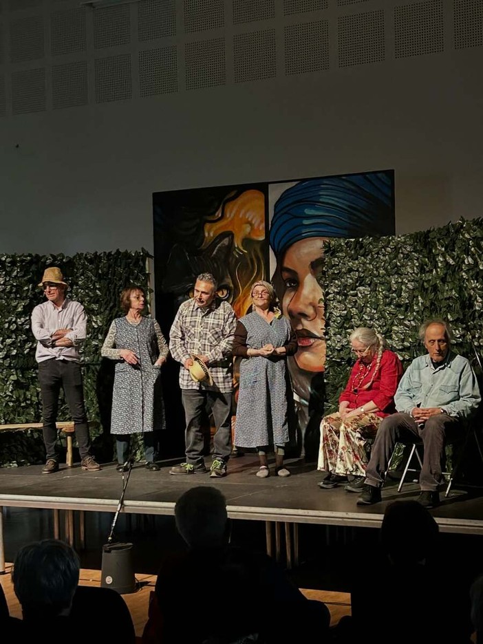Ad Alba teatro e solidarietà al Sociale: la compagnia di Sinio porta in scena “N’euv ‘d doi ross” per sostenere Casa Lasso Ad Alba teatro e solidarietà al Sociale: la compagnia di Sinio porta in scena “N’euv ‘d doi ross” per sostenere Casa Lasso
