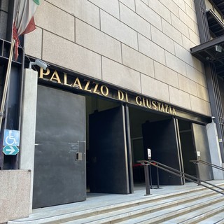 L'ingresso del Tribunale di Genova, dove è in corso il processo per i fatti avvenuti a Chiavari il 6 maggio 1996
