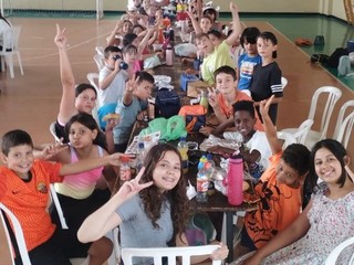 Alcuni momenti del'Estate bimbi e ragazzi di Trinità Alcuni momenti del'Estate bimbi e ragazzi di Trinità