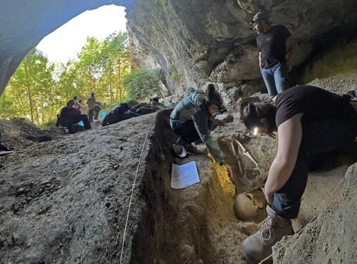 Una fase degli scavi ad Aisone G. Bernardi Arch. APAM Una fase degli scavi ad Aisone G. Bernardi Arch. APAM