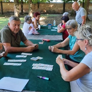 Il primo incontro di Burraco organizzato dall'Unitre nel parco del Santuario di Moretta