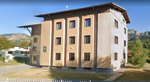 In foto la sede dell'Unione Montana Valle Stura, a cui spetterà la quota più alta dei fondi per il Cuneese