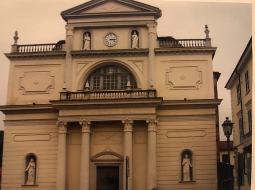 La facciata della di San Lorenzo