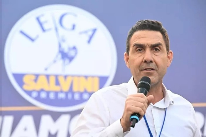 Il generale Vannacci, ormai ex leghista