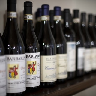Export vini: l’Asti cerca il rilancio in Cina. Tra i rossi il Piemonte limita i danni: -2,5% a fronte di una crescita a volume del 9%