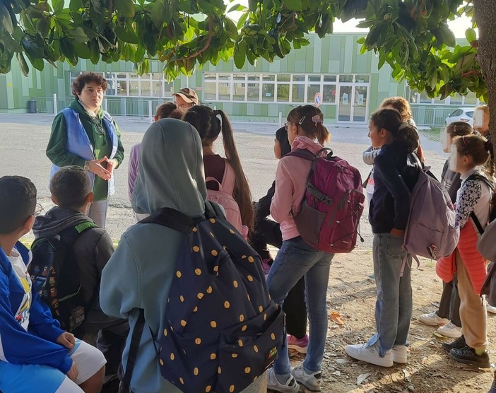 Gli alunni della scuola primaria di Villanovetta alla scoperta dell'Istituto Agrario di Verzuolo Gli alunni della scuola primaria di Villanovetta alla scoperta dell'Istituto Agrario di Verzuolo