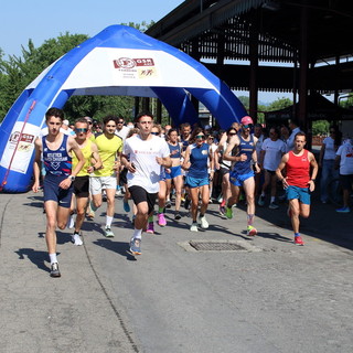 Ad Alba si è svolta la 15^ edizione della gara podistica e camminata “Un Quarto di Vinum Maratona & FitWalking” Ad Alba si è svolta la 15^ edizione della gara podistica e camminata “Un Quarto di Vinum Maratona & FitWalking”