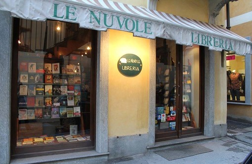 Fossano, alla libreria Nuvole la presentazione de "Occhi che (si) illuminano d’emozioni"