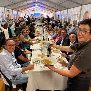 Villanova Solaro: oltre 2500 pasti per la Sagra della Noce