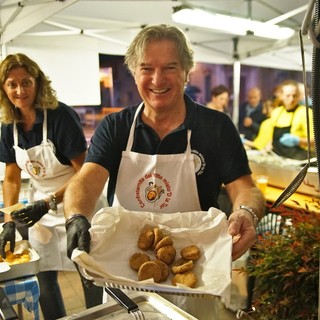 I momenti della prima edizione della Sagra della Noce e della Frutta a guscio a Villanova Solaro - Mangirula