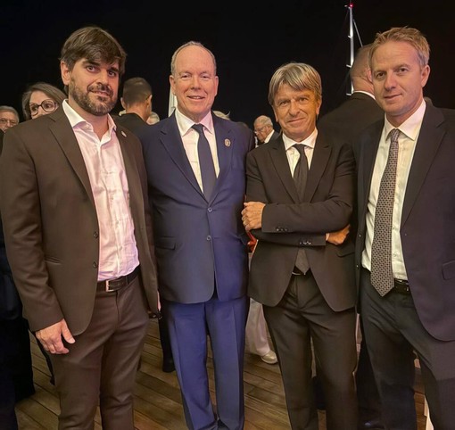 I tre sindaci di Novello, Cerretto Langhe e Niella Belbo col principe Alberto di Monaco