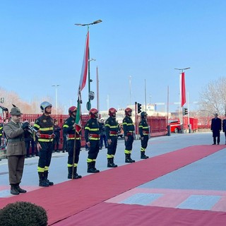 Nella galleria fotografica alcuni momenti della cerimonia in corso presso il Comando provinciale dei Vigili del Fuoco
