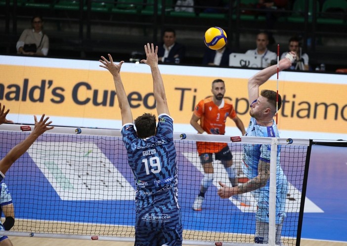 Un attacco di Zaytsev nella gara di andata