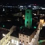 Le torri di Alba si illuminano di verde per la Giornata Nazionale sulla SLA Le torri di Alba si illuminano di verde per la Giornata Nazionale sulla SLA