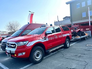 Nella galleria fotografica alcuni momenti della cerimonia in corso presso il Comando provinciale dei Vigili del Fuoco