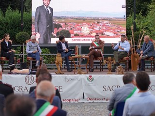 I momenti della prima edizione della Sagra della Noce e della Frutta a guscio a Villanova Solaro - convegno I momenti della prima edizione della Sagra della Noce e della Frutta a guscio a Villanova Solaro - convegno
