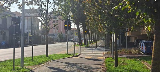 Il nuovo impianto semaforico di Verzuolo Il nuovo impianto semaforico di Verzuolo