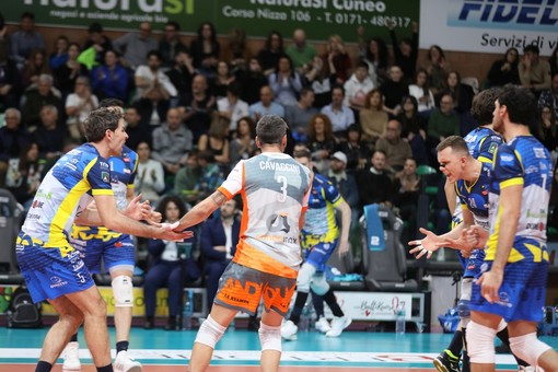 Cuneo per la Storia: se vince contro Brescia è promossa in SuperLega