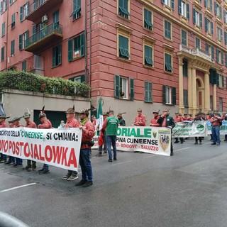 Adunata nazionale a Cuneo, il presidente Robaldo: “Siamo al fianco degli Alpini" Adunata nazionale a Cuneo, il presidente Robaldo: “Siamo al fianco degli Alpini"