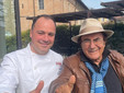 Al Bano con lo chef Marco Lombardo, anche lui contitolare del ristorante