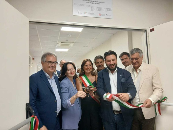 Saluzzo, il taglio del nastro del nuovo "Ospedale della Comunità" Saluzzo, il taglio del nastro del nuovo "Ospedale della Comunità"