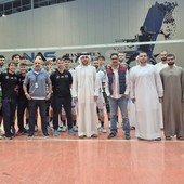 La squadra cuneese insieme con gli uomini dello sponsor Altadawi al termine dell'incontro perso con Cisterna