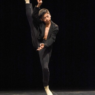 Il giovane cuneese Yuexuan Alessio Castellino vince il concorso internazionale di danza a Spoleto