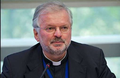Addio a monsignor Aldo Giordano, nunzio apostolico dell'Unione Europea, originario di Cuneo