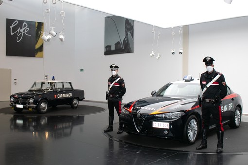 Ecco la nuova “supercar” dei Carabinieri: Alfa Romeo Giulia 2.0 turbo 200 CV (Foto)