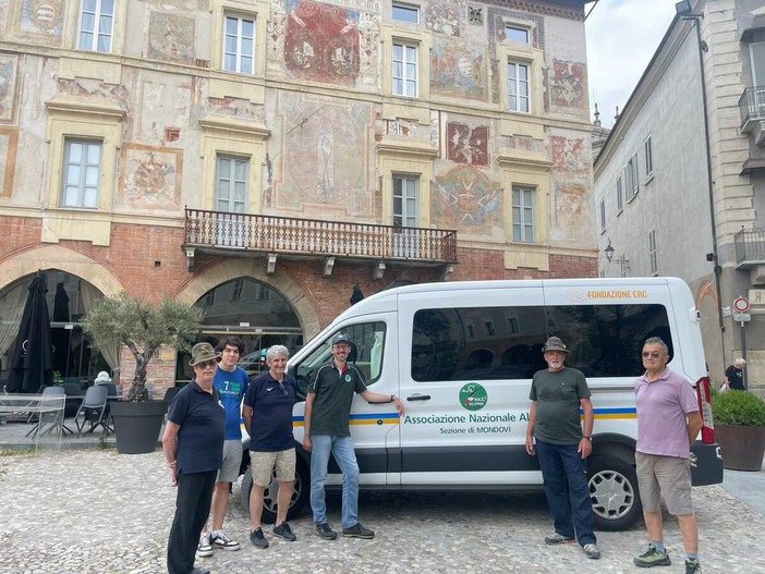 "Grazie alla Protezione Civile Ana di Mondovì per l'aiuto in occasione del concerto dell’Orchestra Giovanile Provinciale" "Grazie alla Protezione Civile Ana di Mondovì per l'aiuto in occasione del concerto dell’Orchestra Giovanile Provinciale"