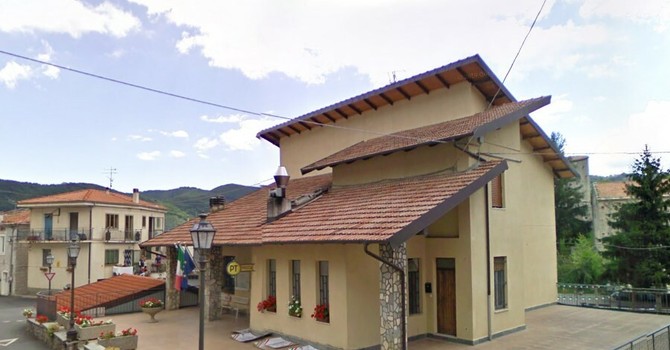 Alto, da maggio interruzioni elettriche per otto ore al giorno. Il sindaco: "Siamo isolati, a rischio la sicurezza dei cittadini"