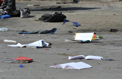 La scena dell'attentato di Brindisi
