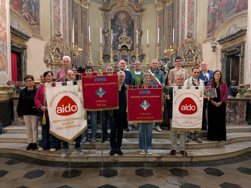 Festa annuale per l'Avis di Garessio, con la consegna dei distintivi ai donatori