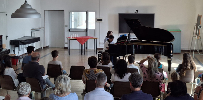 La Scuola Comunale di Musica di Mondovì inaugura la rassegna dei saggi conclusivi dell’anno scolastico