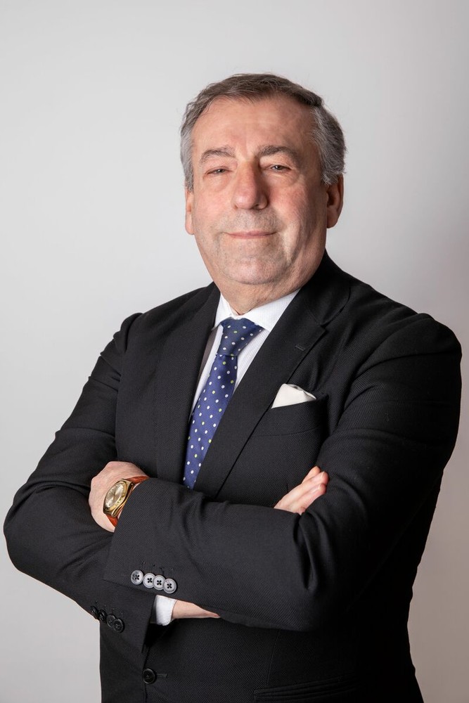 Il Cav. Arcangelo Galante Il Cav. Arcangelo Galante