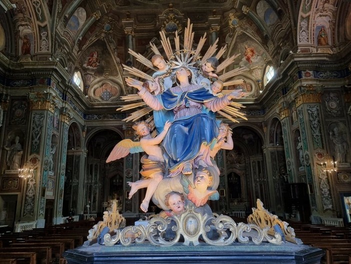 Schegge di luce: pensieri sui Vangeli festivi di Silvia Gullino Schegge di luce: pensieri sui Vangeli festivi di Silvia Gullino