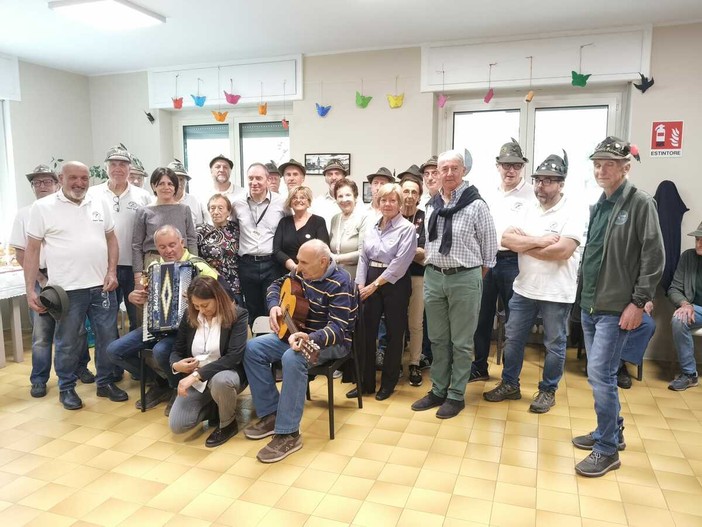 Pomeriggio di festa alla RSA “San Michele Arcangelo” di San Michele Mondovì