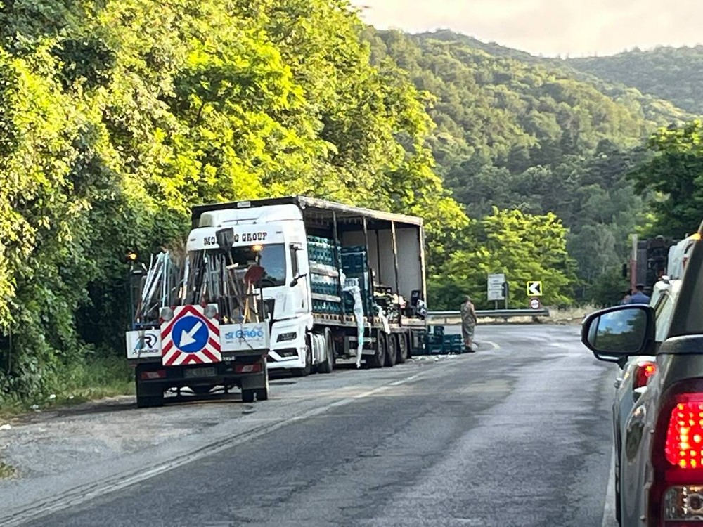 Ceva-Nucetto, autoarticolato perde il carico sulla statale 28: traffico in tilt Ceva-Nucetto, autoarticolato perde il carico sulla statale 28: traffico in tilt