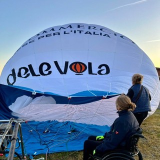 Adele vola da Mondovì ai cieli di Angera, sul Lago Maggiore