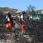 Giorni intensi per gli uomini e le donne del Corpo Volontari Antincendi Boschivi del Piemonte: nel Cuneese 46 roghi da inizio anno