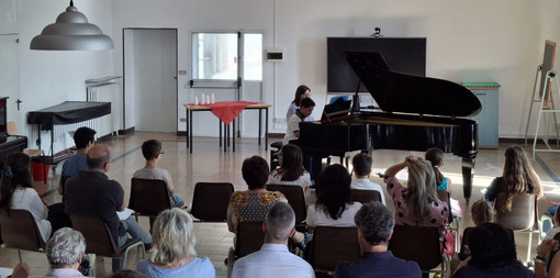 La Scuola Comunale di Musica di Mondovì inaugura la rassegna dei saggi conclusivi dell’anno scolastico La Scuola Comunale di Musica di Mondovì inaugura la rassegna dei saggi conclusivi dell’anno scolastico